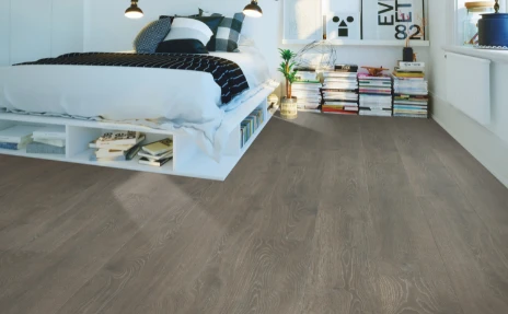 laminate flooring in bedroom